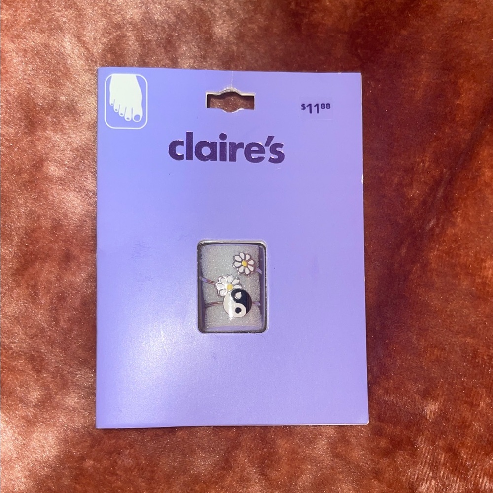 Claire's Purple Flower and Panda Toe Rings